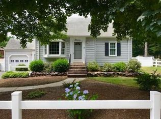 13 Lee Rd, Sharon, MA 02067