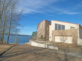 155 Eastern Shores Dr, Lexington, TN 38351