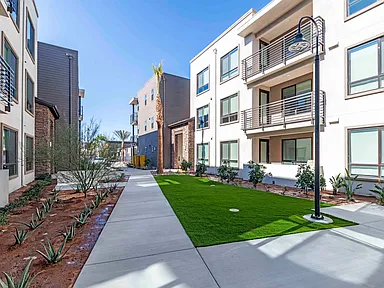 The Summit Apartments