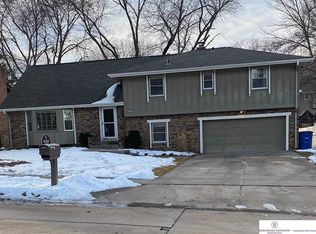 1424 Holling Dr, Omaha, NE 68144