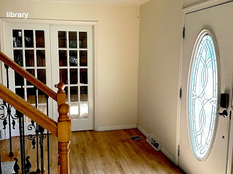Entry way facing library.