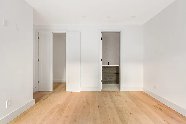 Rented by Compass | media 5