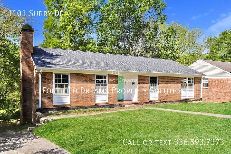 1101 Surry Dr