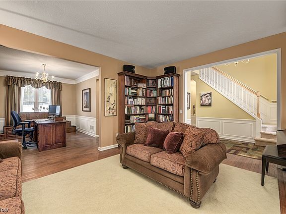5th image of 8493 Chesapeake Dr