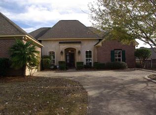 310 Lasalle Ct, Flowood, MS 39232