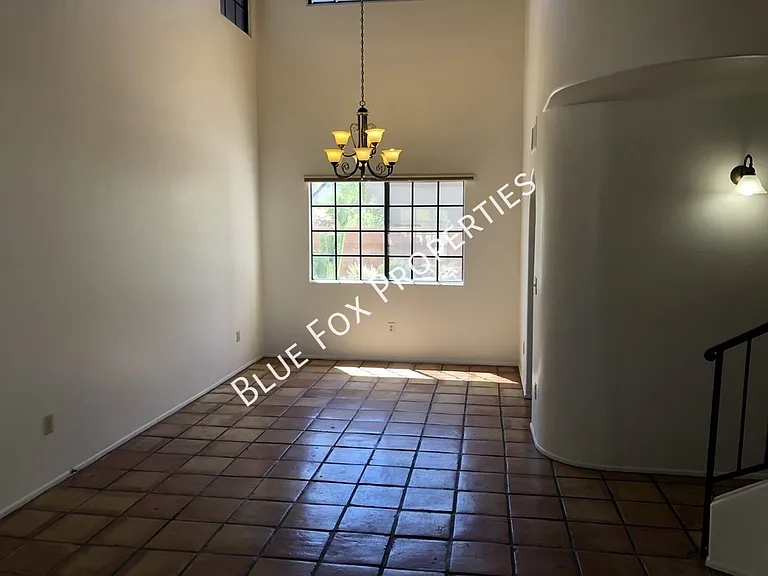 759 W Clear Creek Way — Photo 8