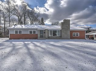 203 Dogwood Ln, Johnson City, TN 37604