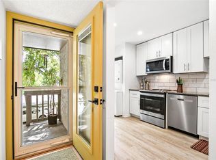 1508 Pelican Cove Rd #230, Sarasota, FL 34231