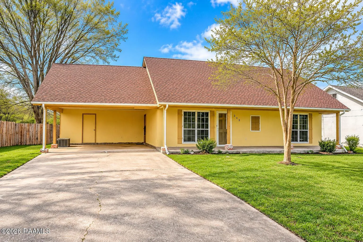 4 bed, 2.0 bath, 1648 sqft, $1,700 — Photo 3