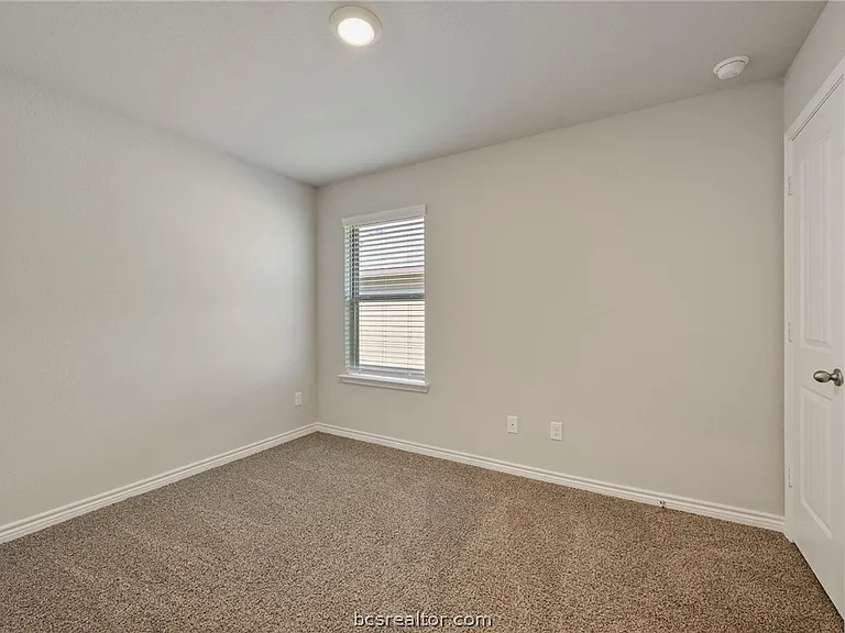 2115 Chief St — Photo 15