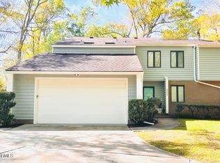 402 Ravenswood Rd, Hampstead, NC 28443