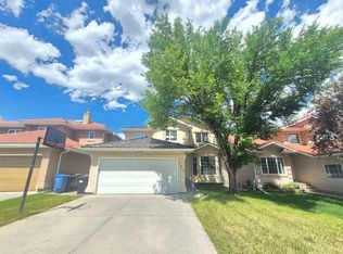 127 S Hampstead Cir NW, Calgary, AB T3A 5P3