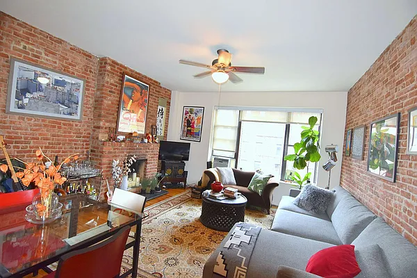 Rented by Manhattan Spaces | media 8