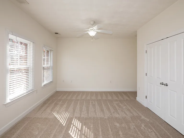 915 Colley Ave #A — Photo 28