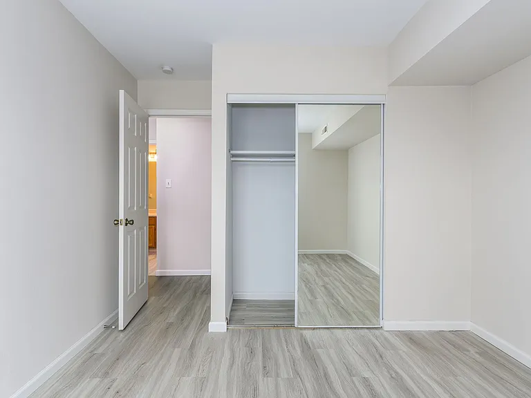 Southfield Apartments — Photo 5