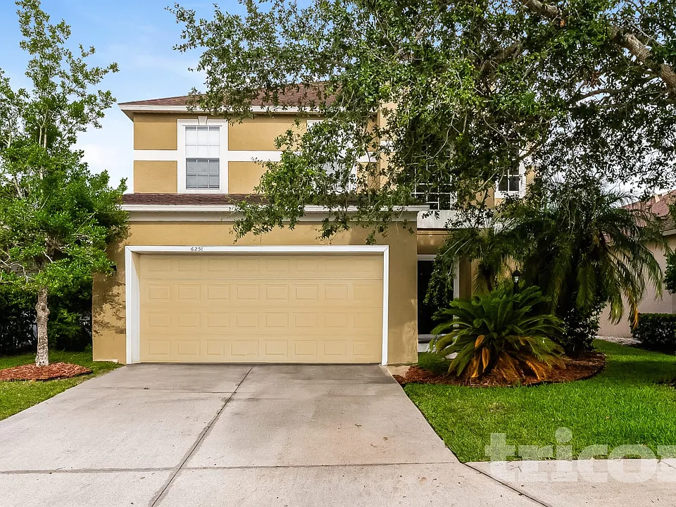 6251 Blue Runner Ct