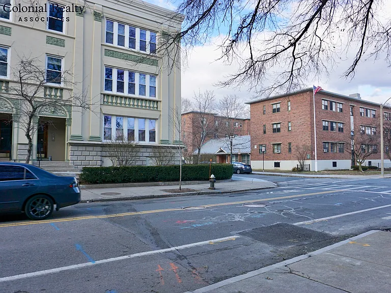 74 Egmont St #6 — Photo 25