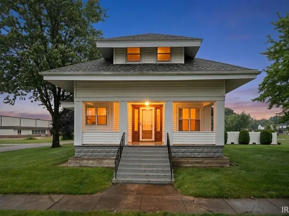 106 E Marks St, Swayzee, IN 46986