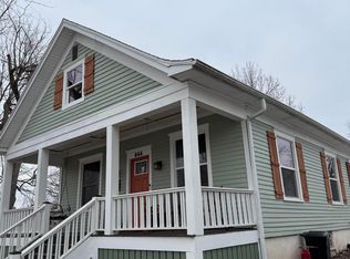 844 Jenkins St, Slater, MO 65349