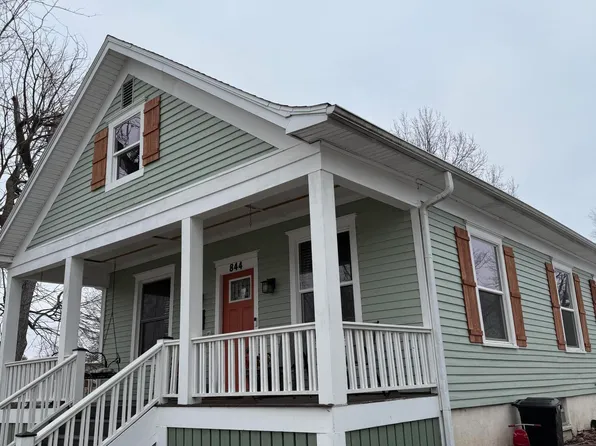 844 Jenkins St, Slater, MO 65349