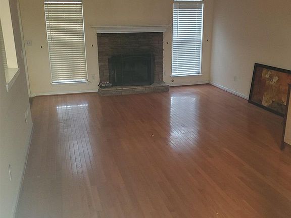 4th image of 800 Chaseridge Dr #97