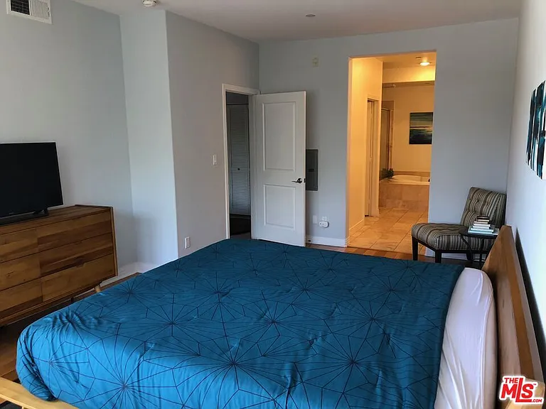 7100 Playa Vista Dr #103 — Photo 9