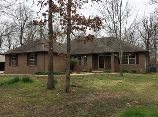 1777 E Pioneer Ln, Fair Grove, MO 65648