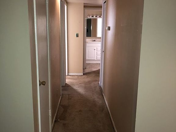 5th image of 2817 N Ohenry Blvd APT A