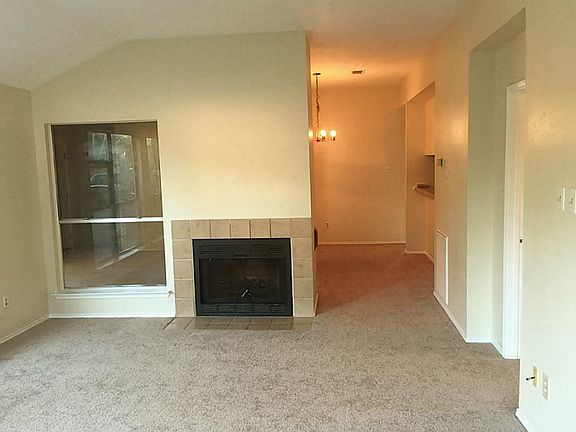 3rd image of 15931 Val Vista Dr