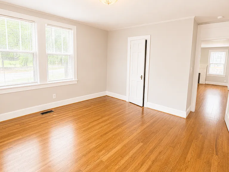 3704 Palmetto Ave — Photo 10
