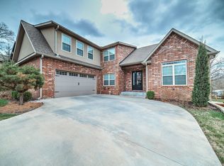 2910 W Summit, Joplin, MO 64804