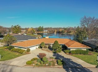 1880 Berry Ln, Des Plaines, IL 60018