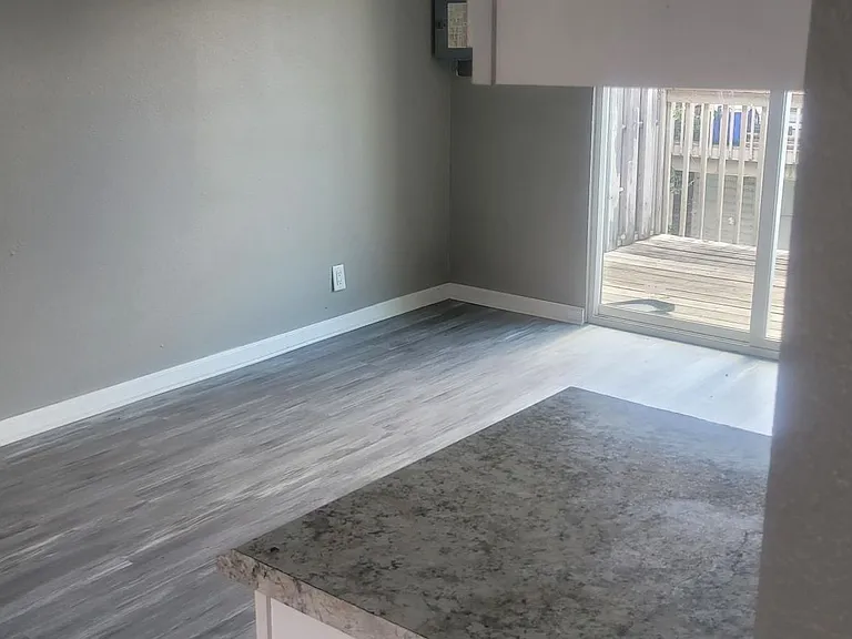 1779 Holburn Ave — Photo 2