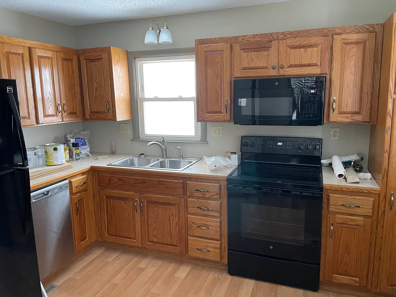 2 bed, 900 sqft, $1,600 — Photo 2