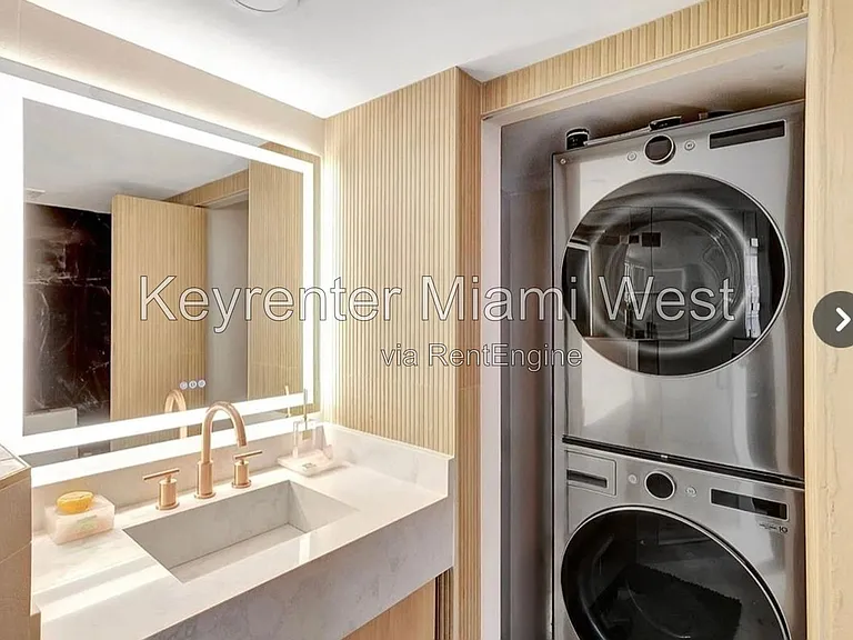 16485 Collins Ave #932 — Photo 10