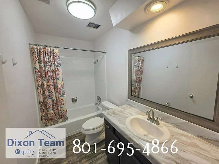 2327 Chateau Dr #1 — Photo 9