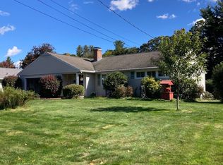 36 Apple Orchard Hts, Westfield, MA 01085