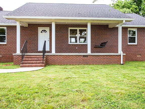 4th image of 47 Mullins Ln
