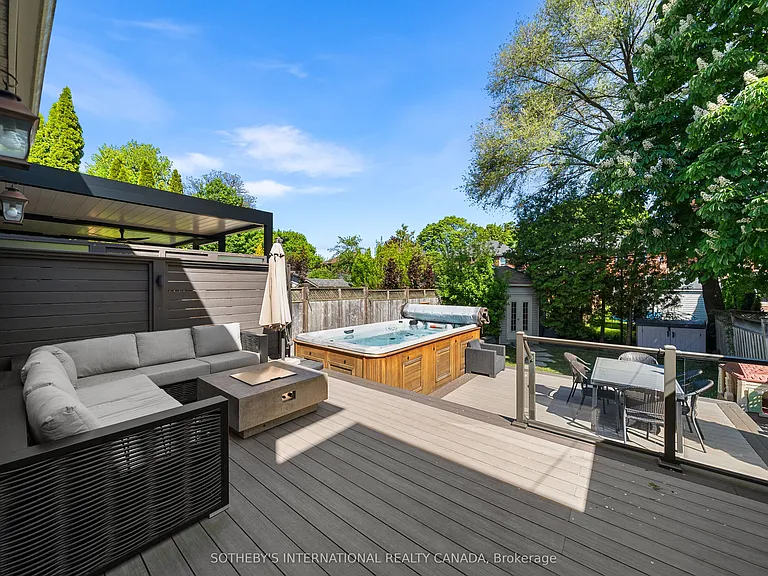 200 Donlea Dr — Photo 44