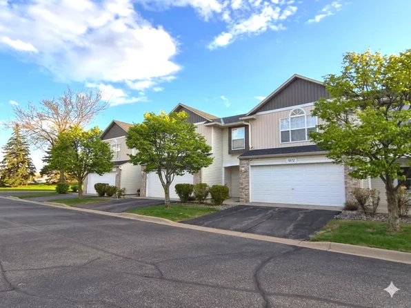 1072 Juniper Ct, Shakopee, MN 55379