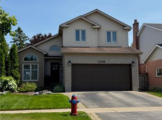 2288 Heidi Ave, Burlington, ON L7M3W3
