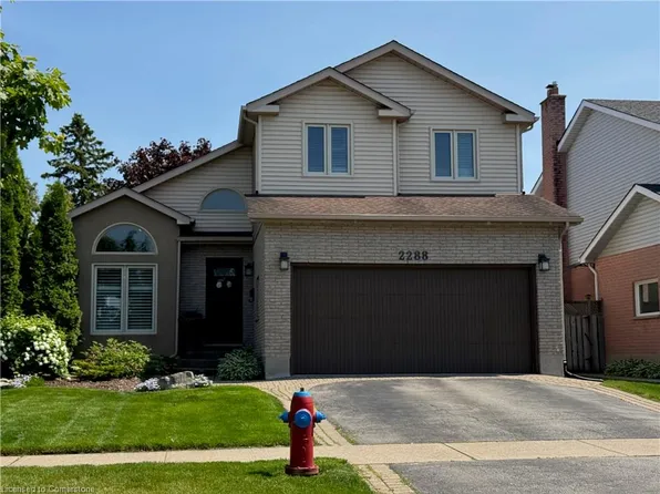 2288 Heidi Ave, Burlington, ON L7M 3W3