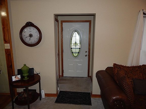 4th image of 100 N South Elgin Blvd