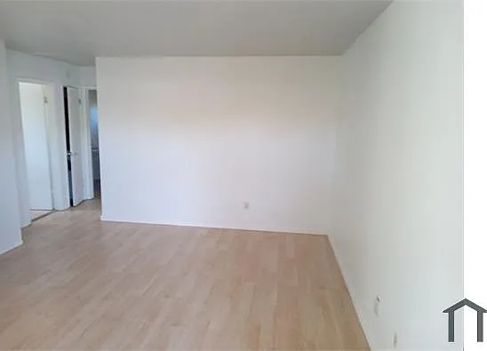 2 bed, $2,000 — Photo 4
