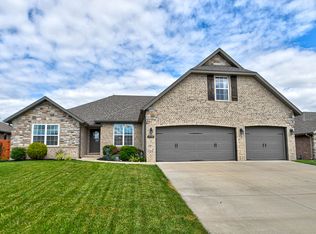 5738 S Eldon Dr, Battlefield, MO 65619