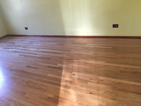 Living with newly remodelled hardwood floor.
