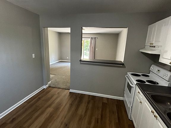 2nd image of 403 W Ash St Unit B