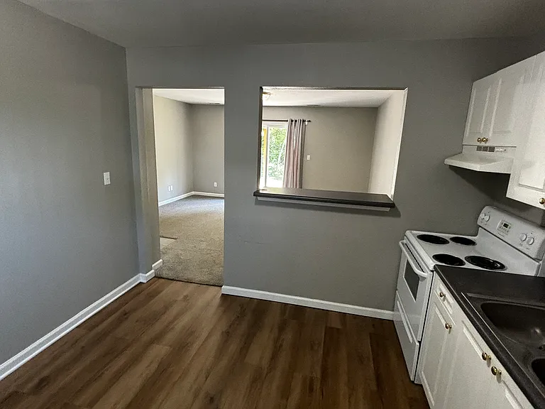 403 W Ash St #B — Photo 2