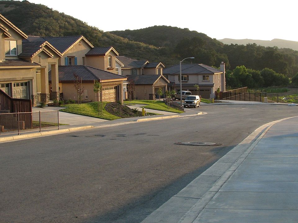 Street only one side