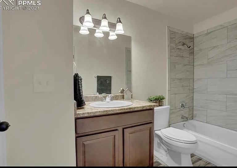 6620 Grand Valley Dr — Photo 7